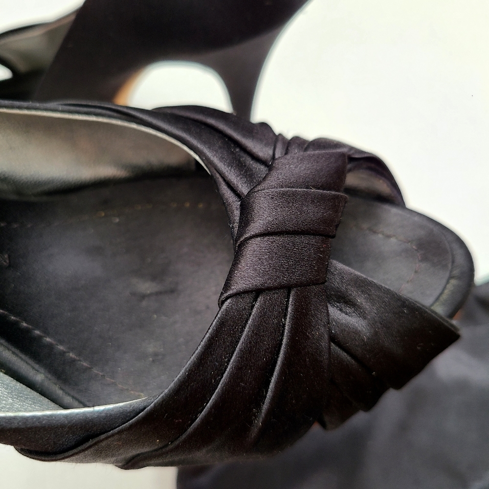 Giuseppe Zanotti Black Sandal - Picture 12 of 14